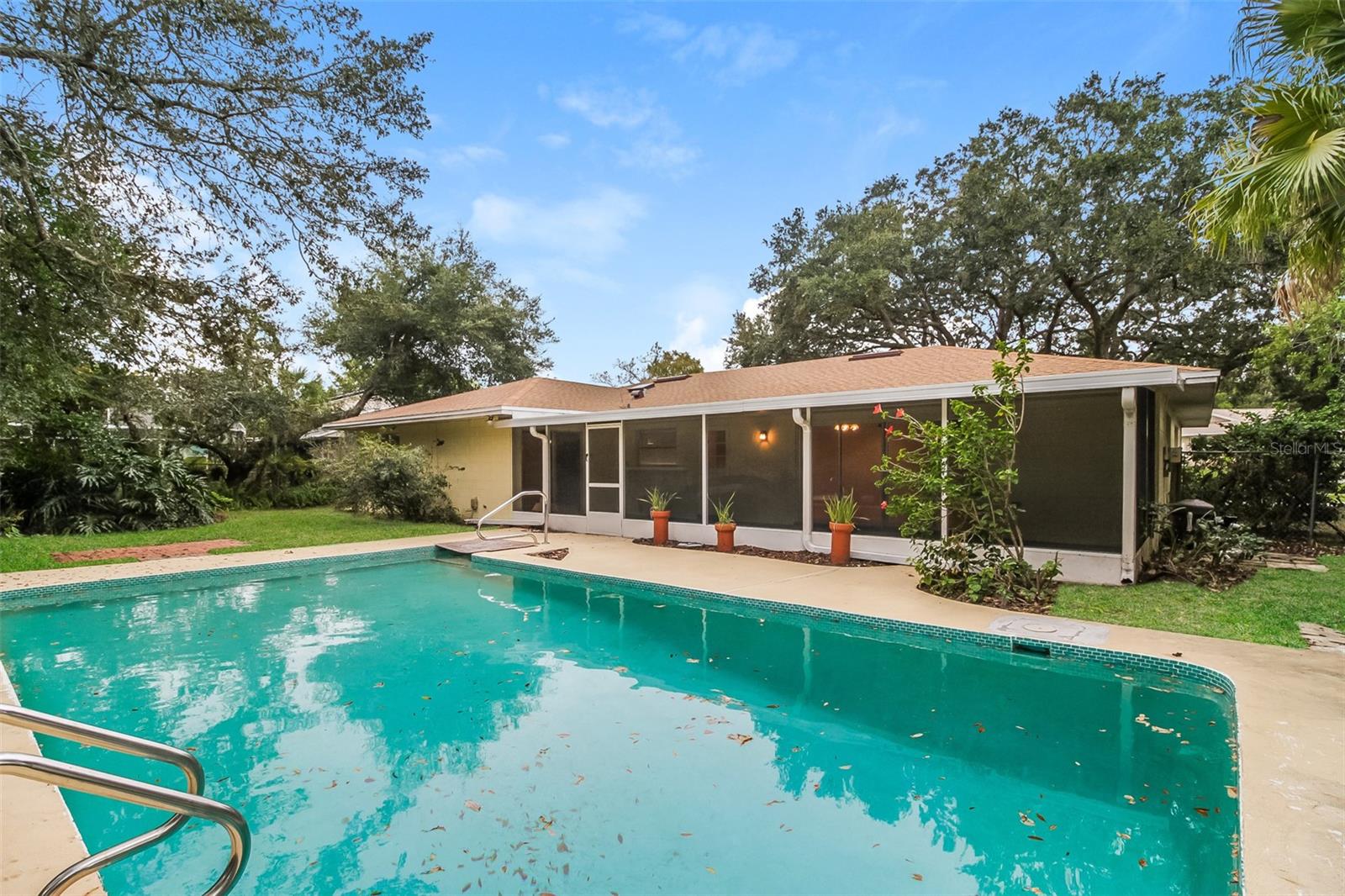 SPRING OAKS UNIT 3 - Residential