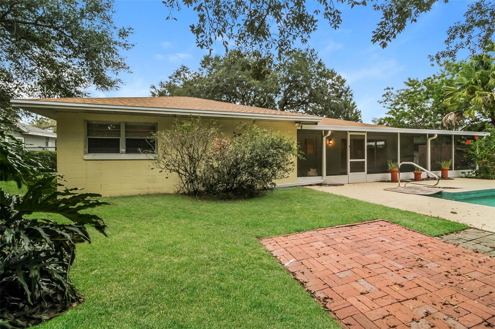 SPRING OAKS UNIT 3 - Residential