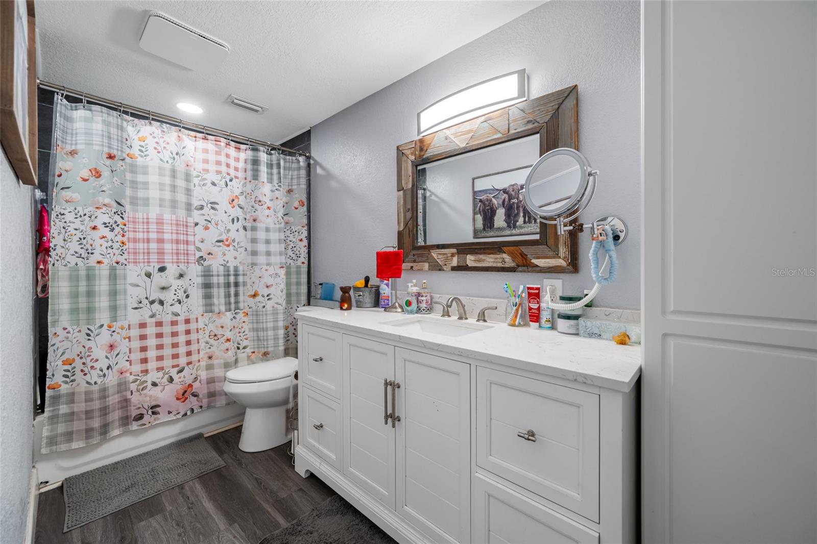 KEYSTONE PARK COLONY SUB - Residential