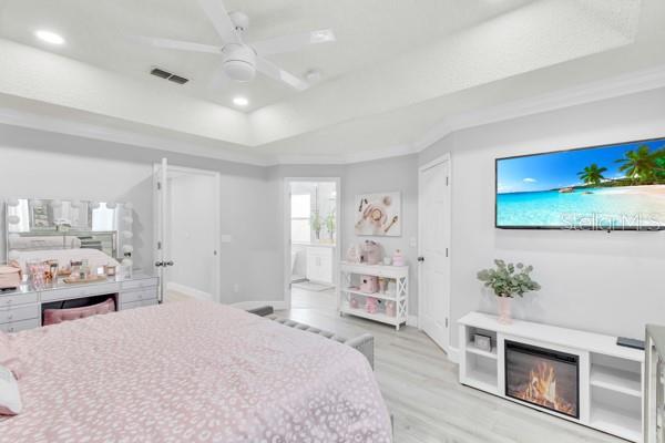 WATERFORD CHASE VILLAGE TR D - Residential