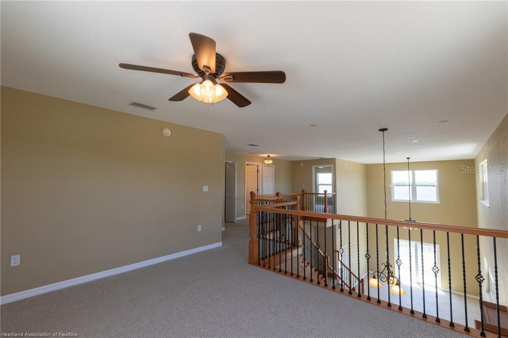 KNICKERBOCKER MANOR - Land