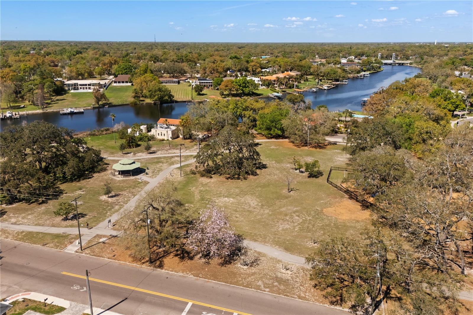 CHELSEA - Residential