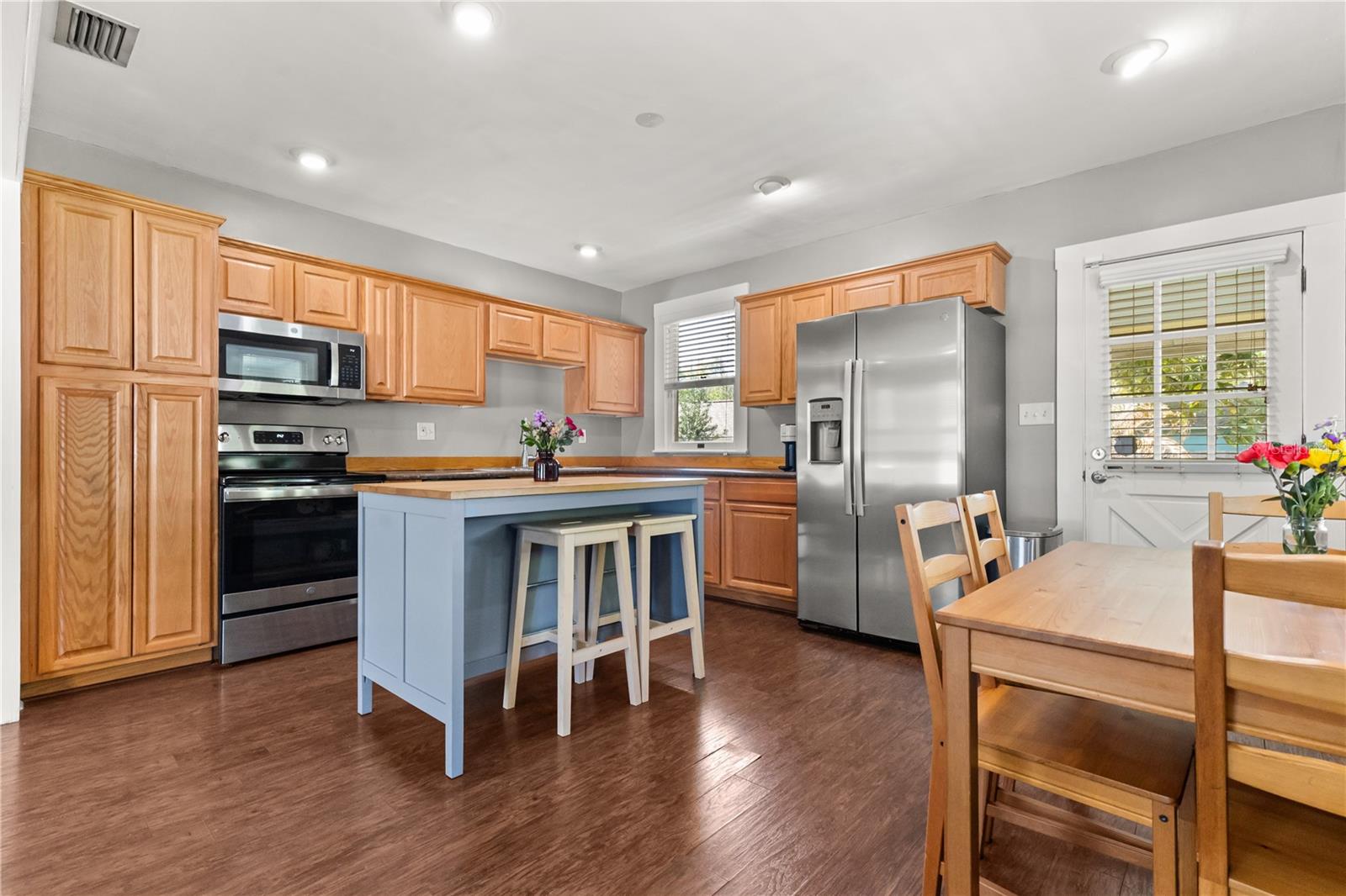 CHELSEA - Residential