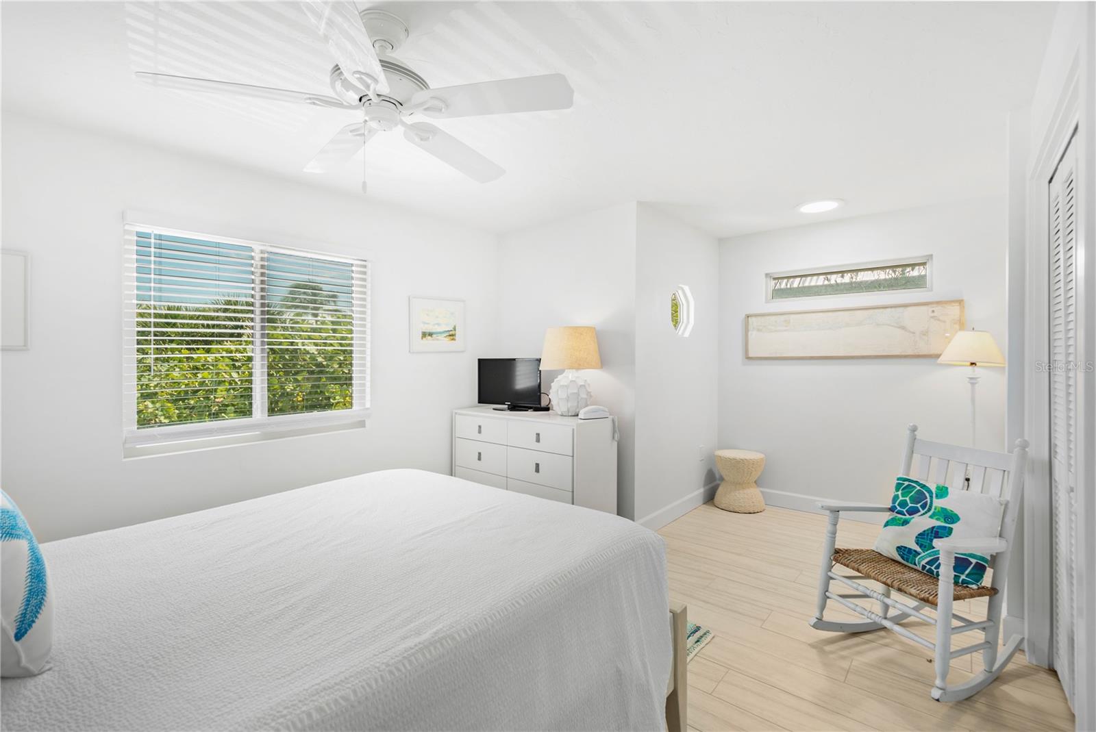 SEAGRAPE COLONY - Residential