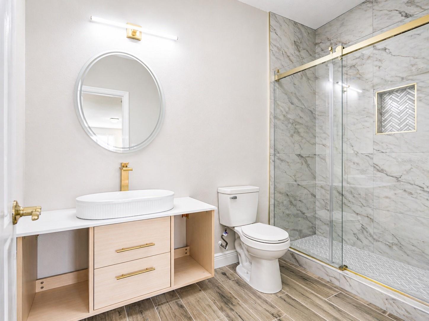 BELLALAGO PH 4P - Residential Lease
