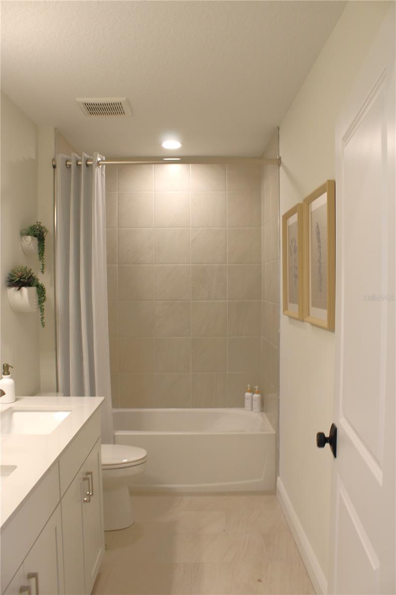 PALMERA AT WELLEN PARK - Residential