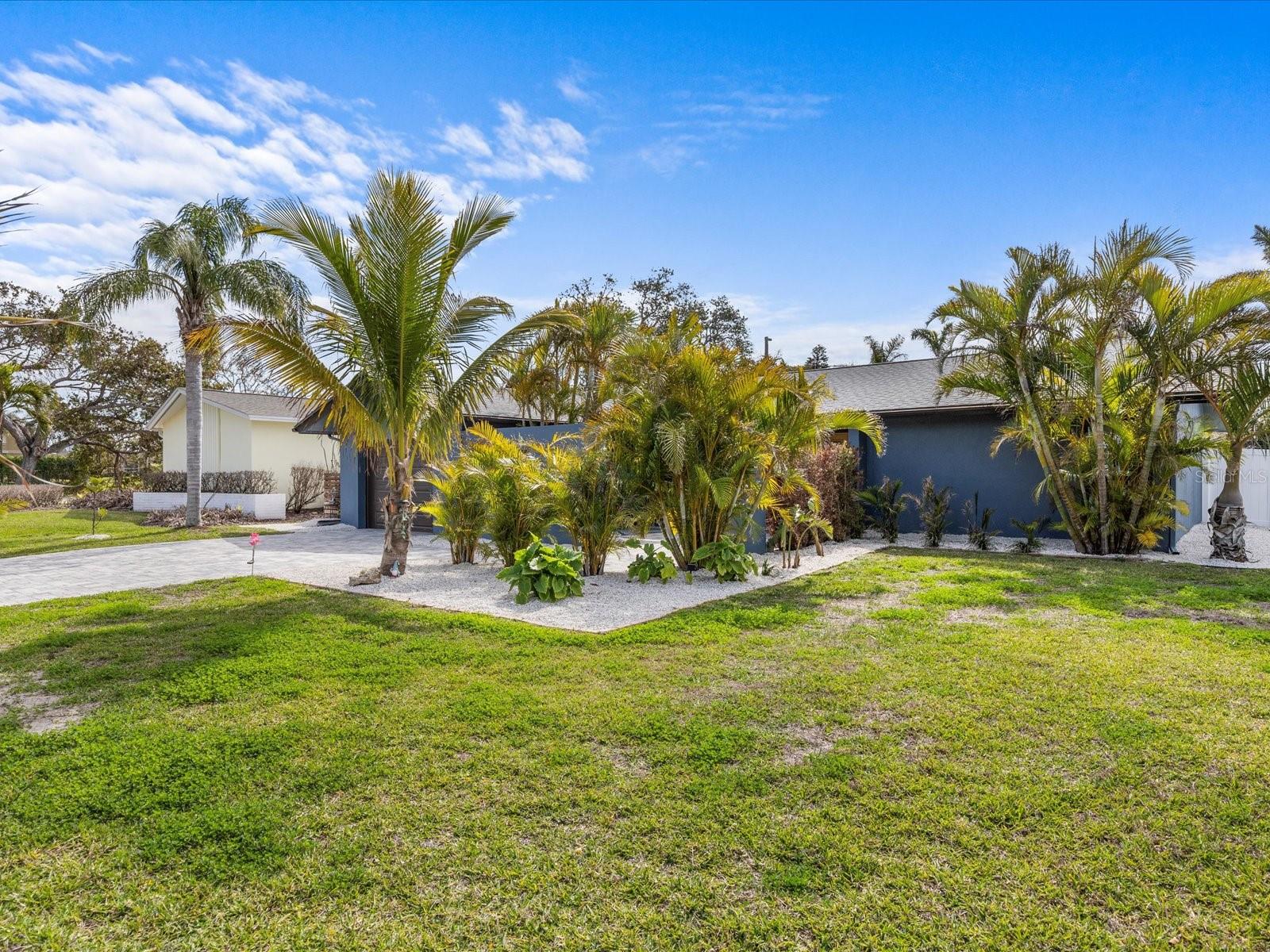 WINSTON ESTATES - Residential