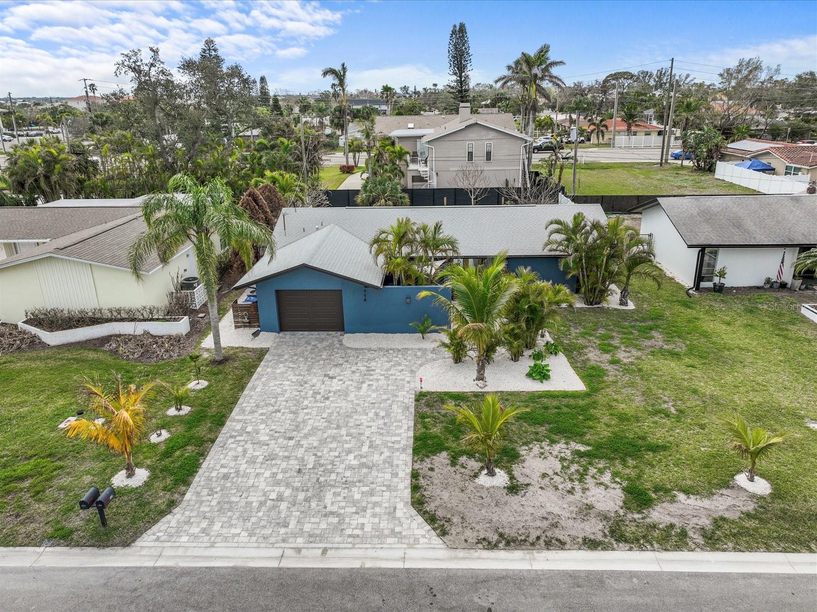 WINSTON ESTATES - Residential