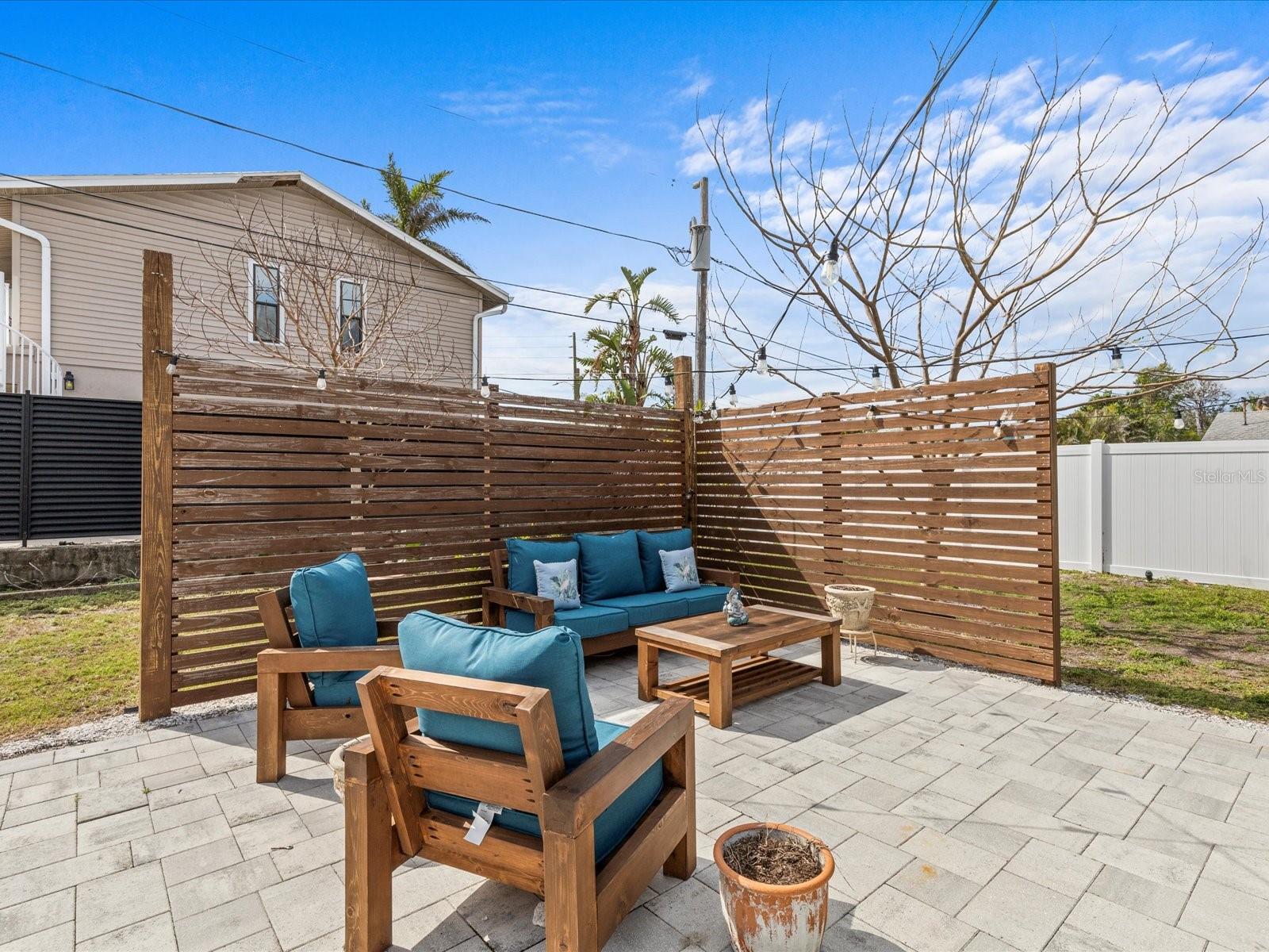 WINSTON ESTATES - Residential