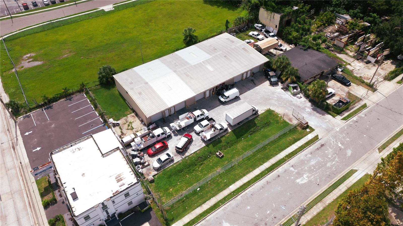 CLEAR LAKE VIEWS - Residential Income