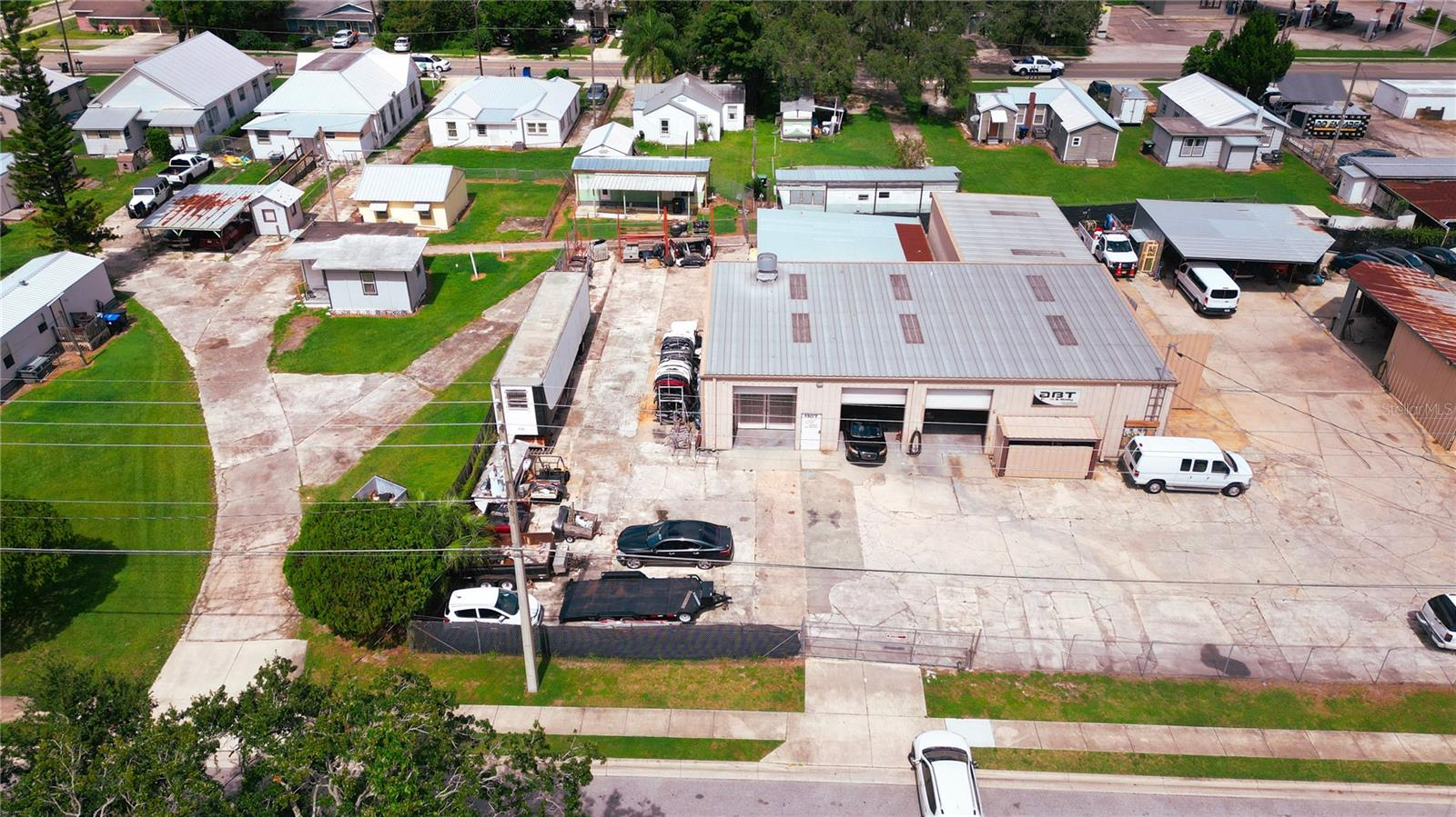 CLEAR LAKE VIEWS - Residential Income