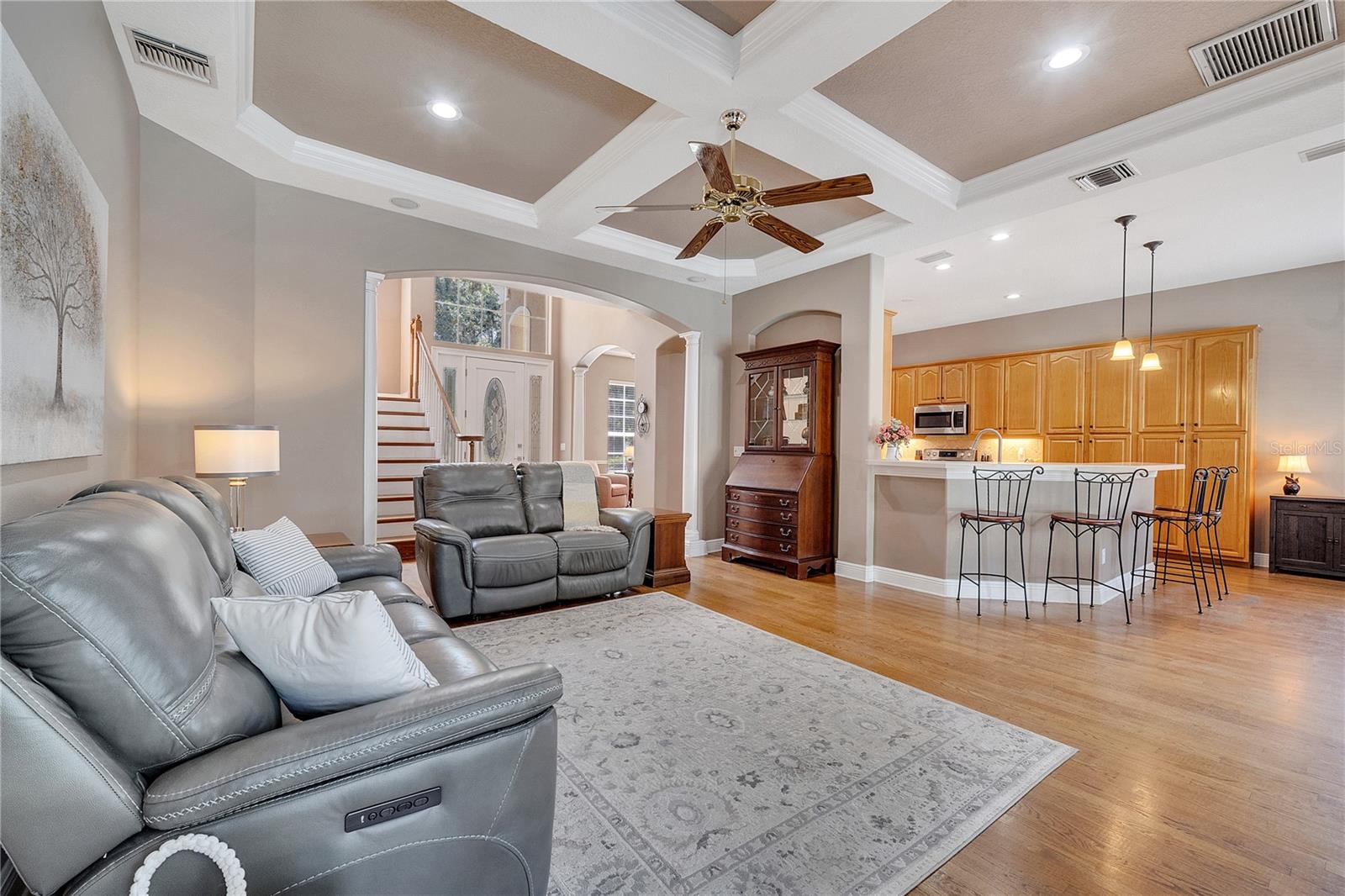 424 CURRY COURT