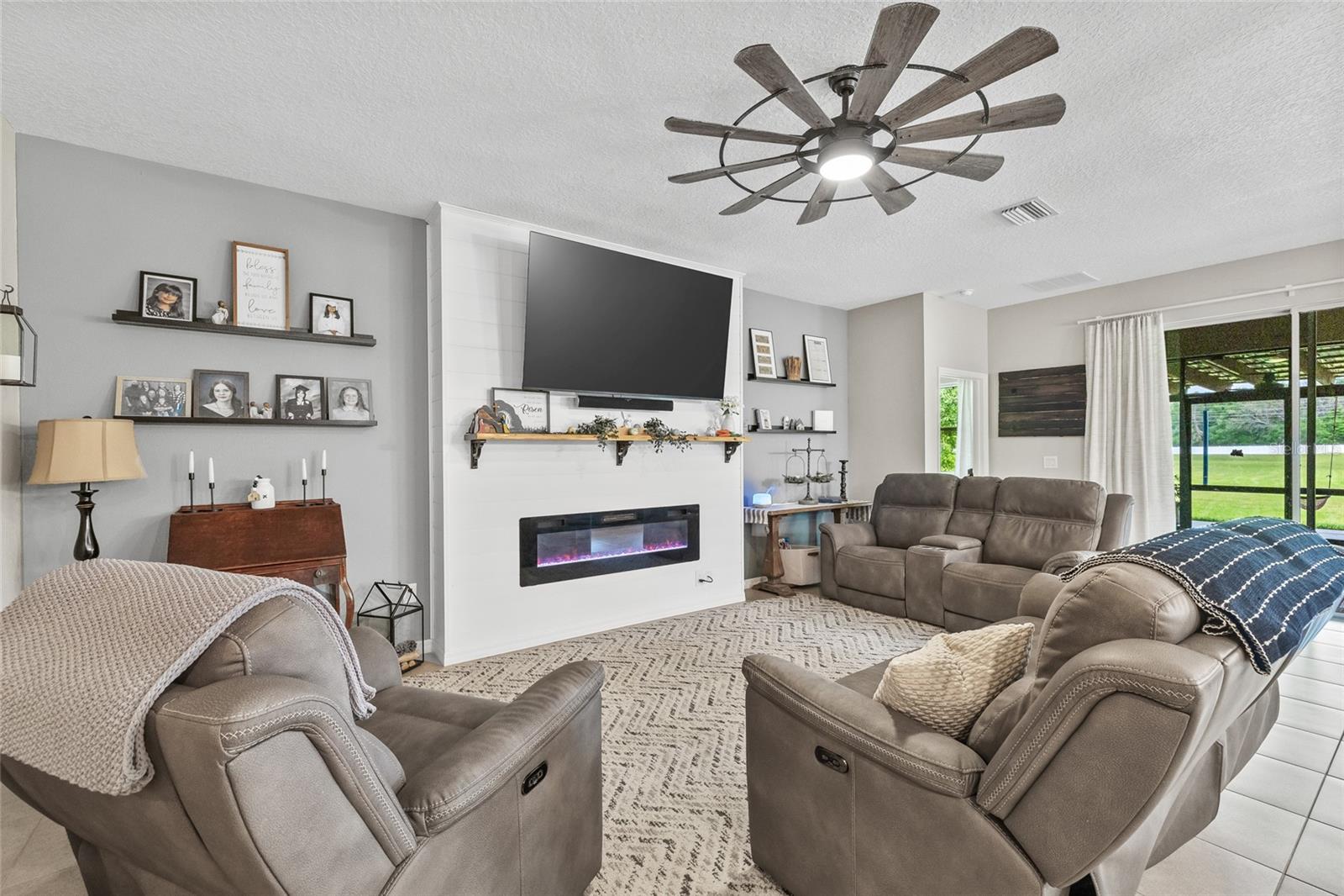 VILLAGES OF AVALON PH 3A - Residential