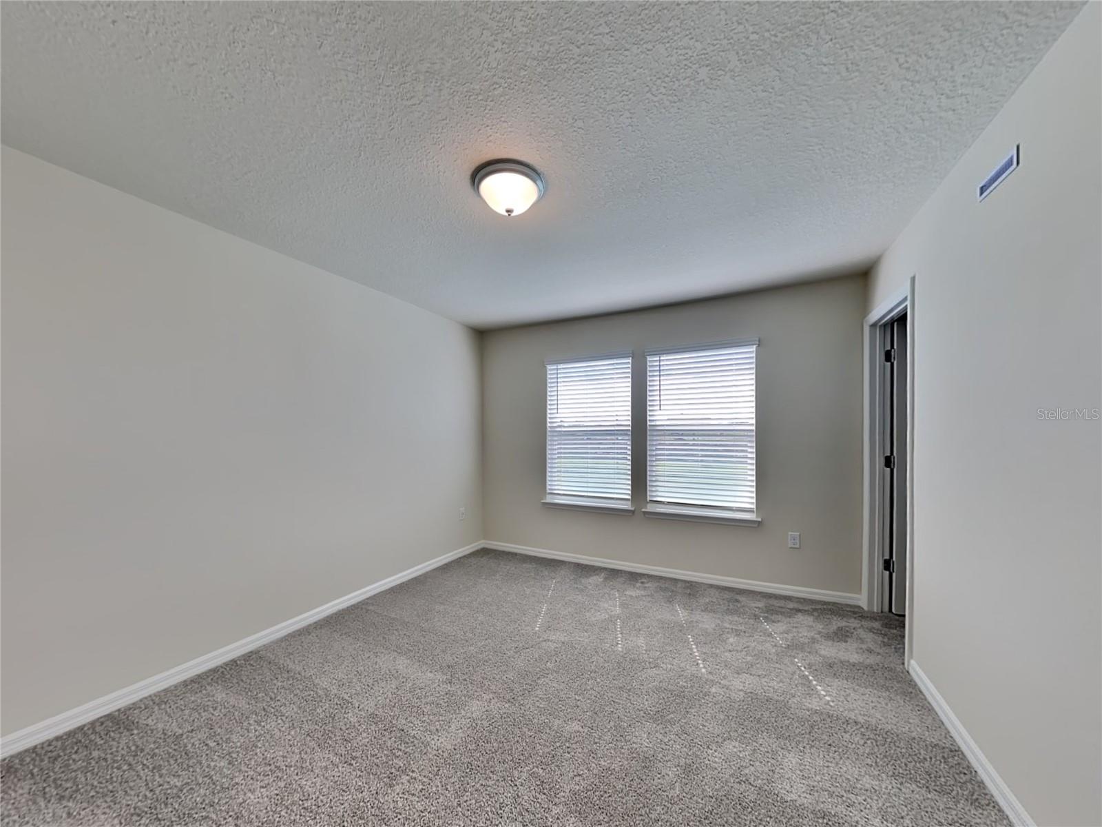 EMERALD POINTE - Residential Lease