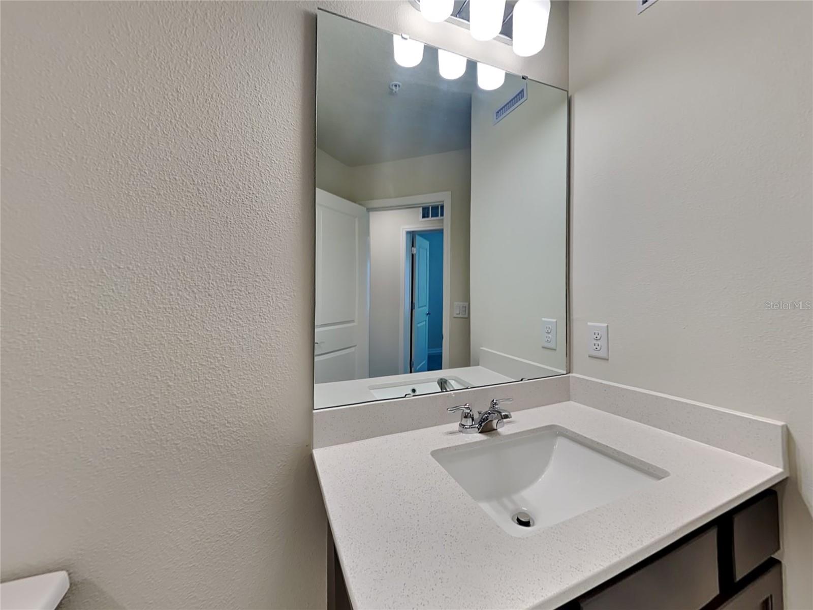 EMERALD POINTE - Residential Lease