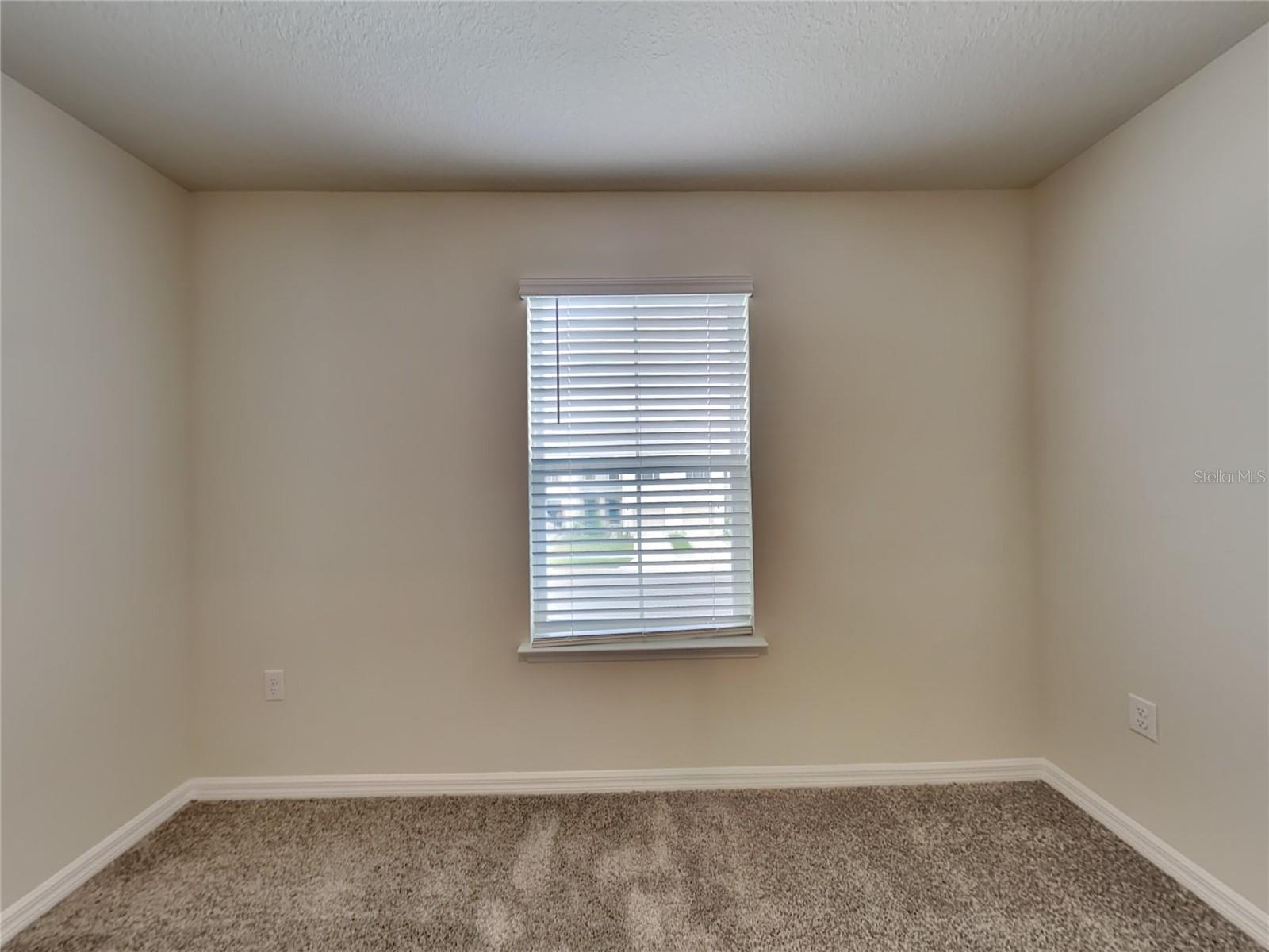 EMERALD POINTE - Residential Lease