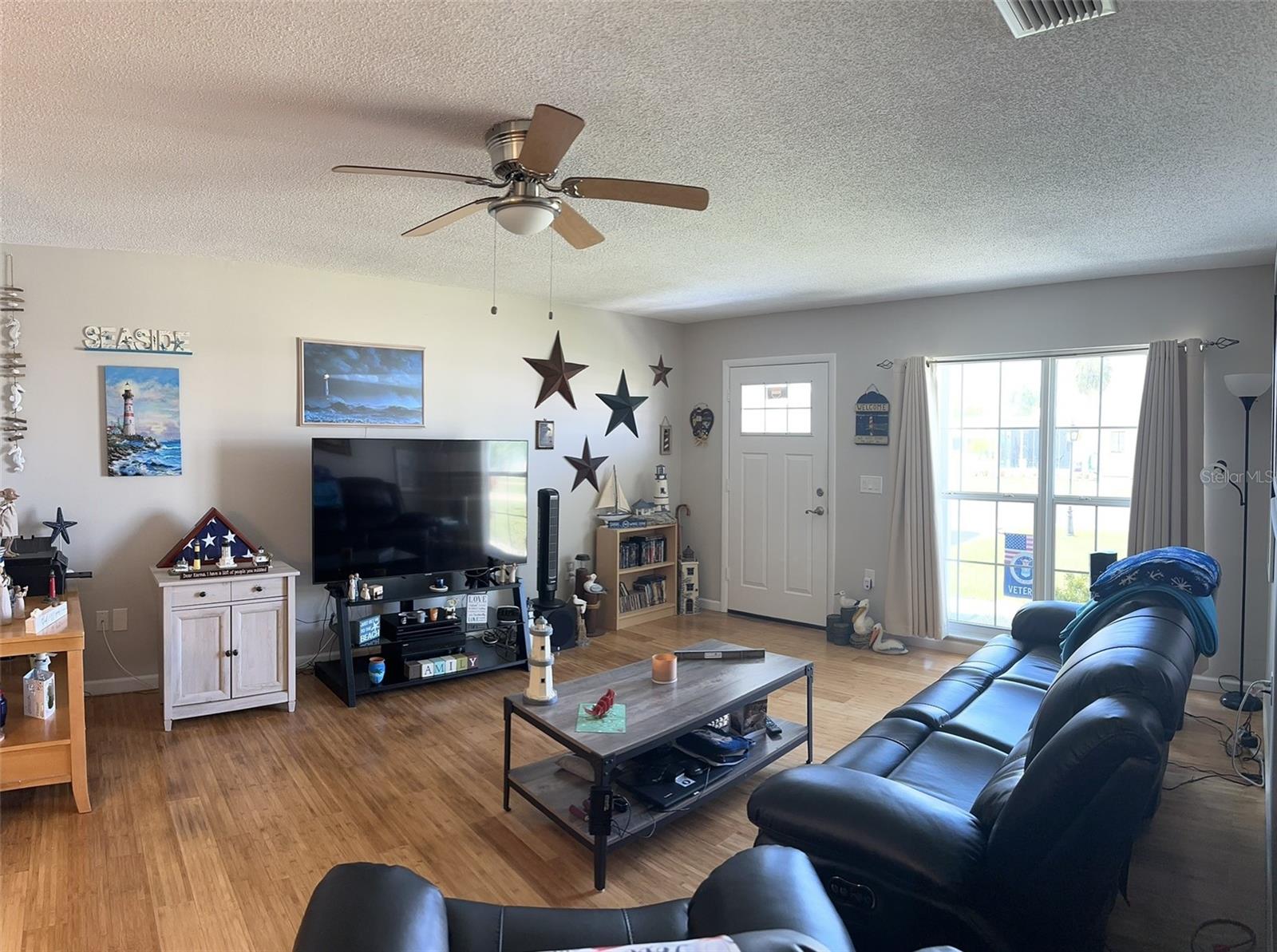 RIVER ISLES - Residential