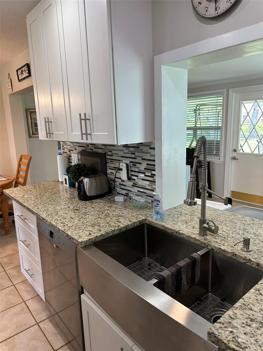 RIVER ISLES - Residential