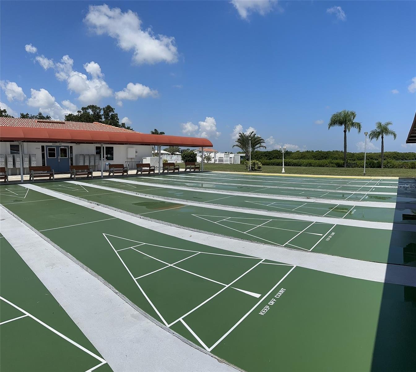 RIVER ISLES - Residential