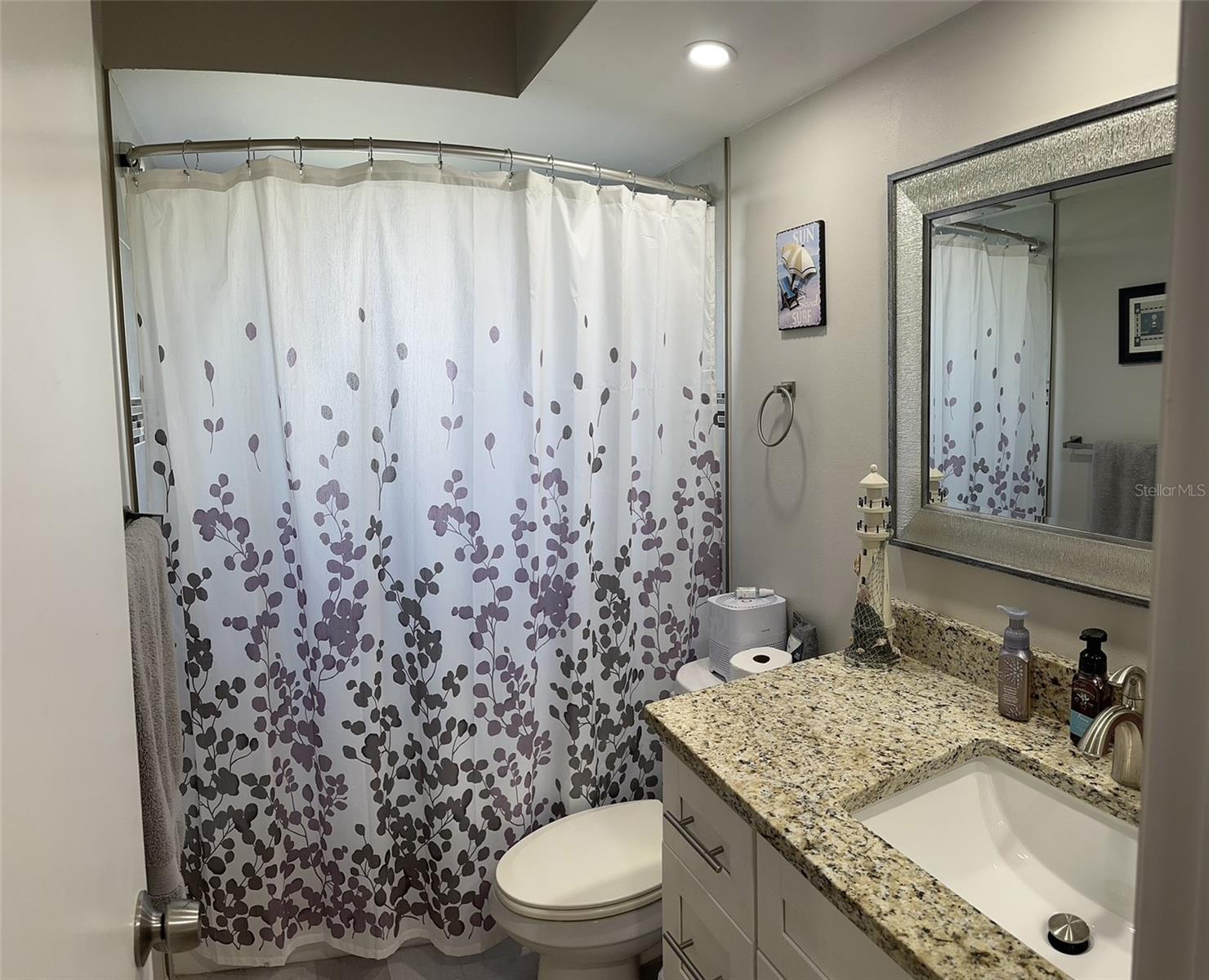 RIVER ISLES - Residential