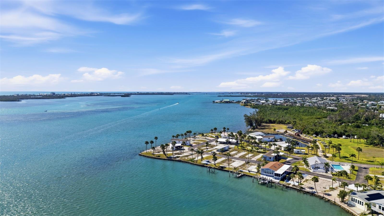 PARK POINTE MOB HME VLGE - Land