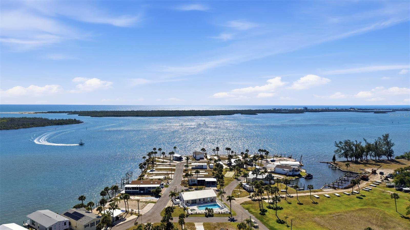 PARK POINTE MOB HME VLGE - Land