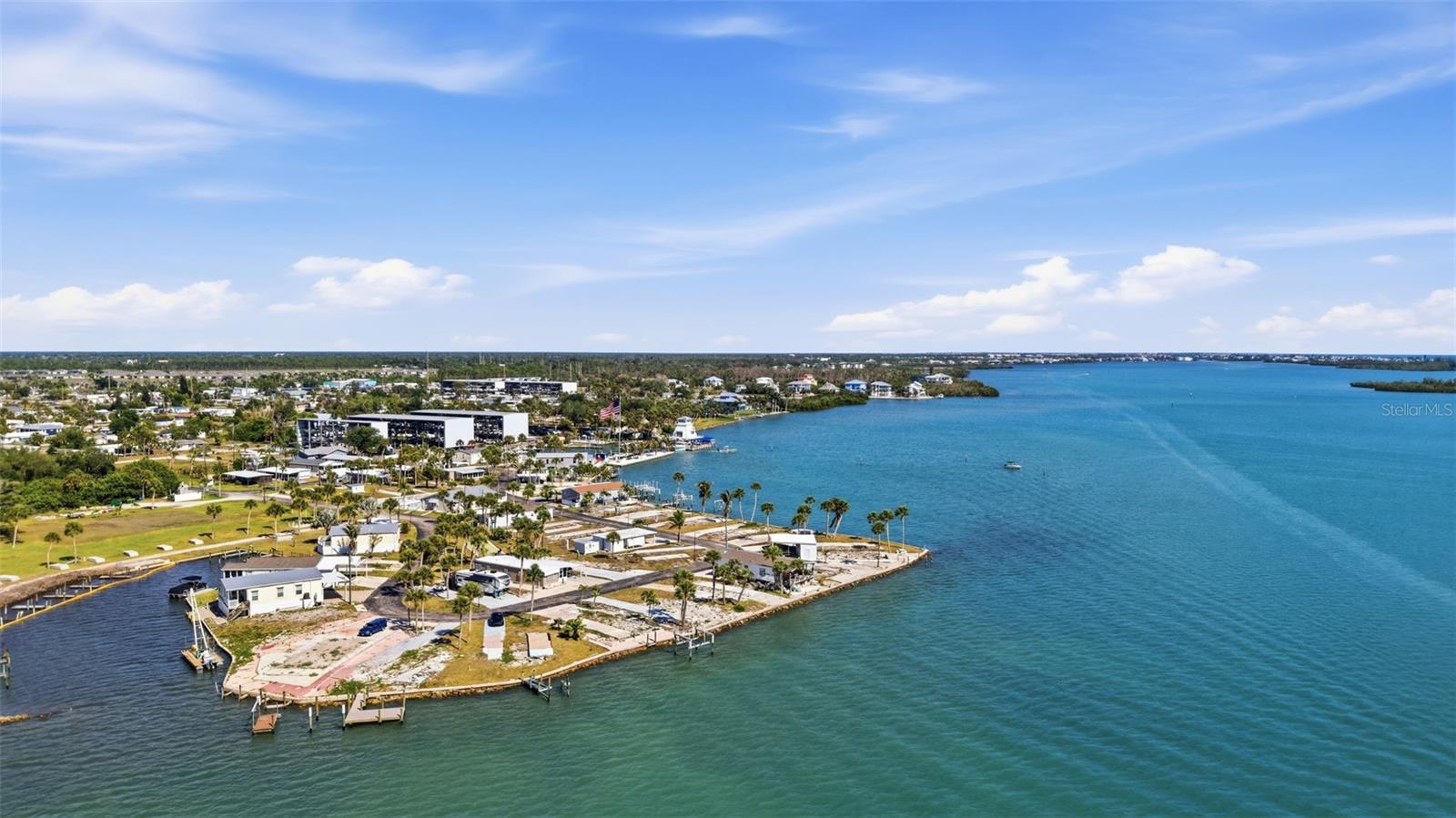 PARK POINTE MOB HME VLGE - Land