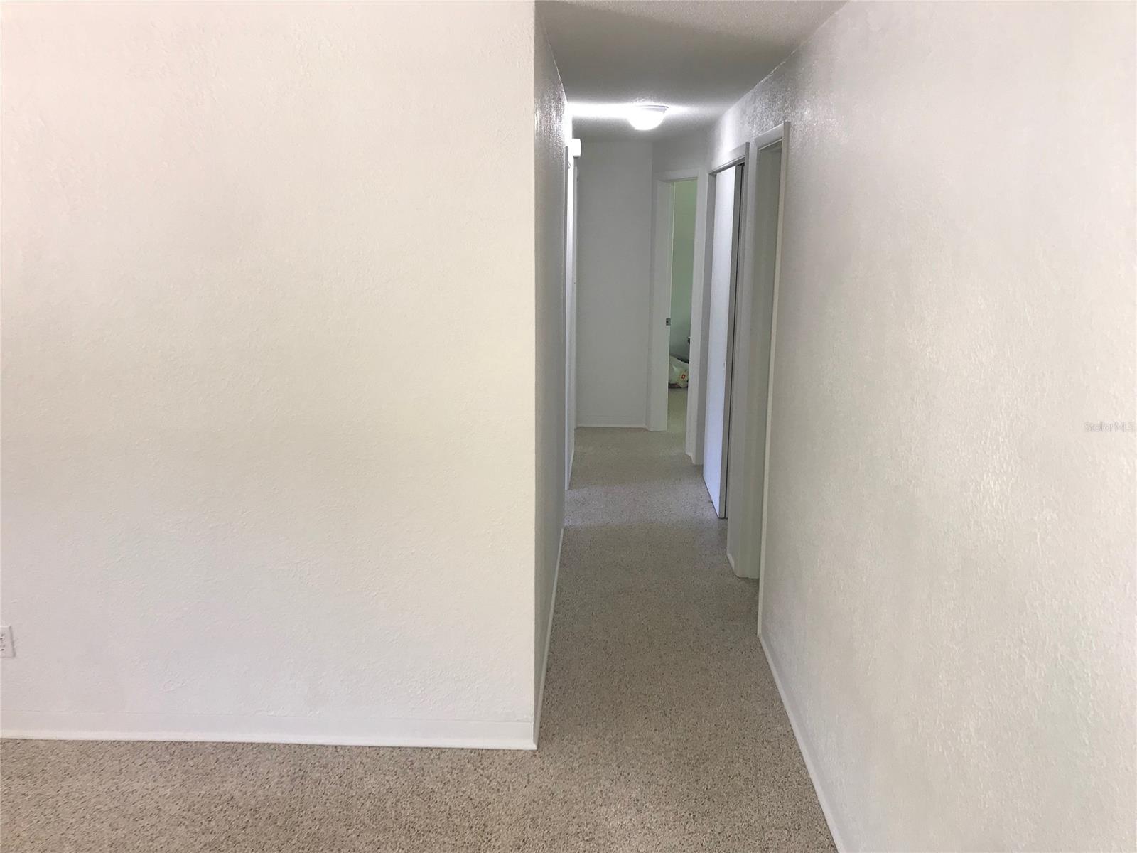 Detwilers Add 01 New Smyrna Bch - Residential Lease