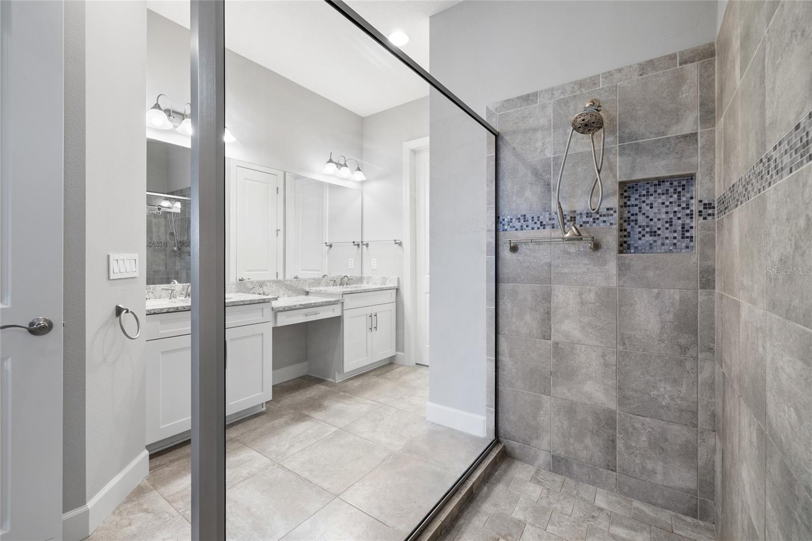 ARTISAN LAKES ESPLANADE PH I SP A-D - Residential