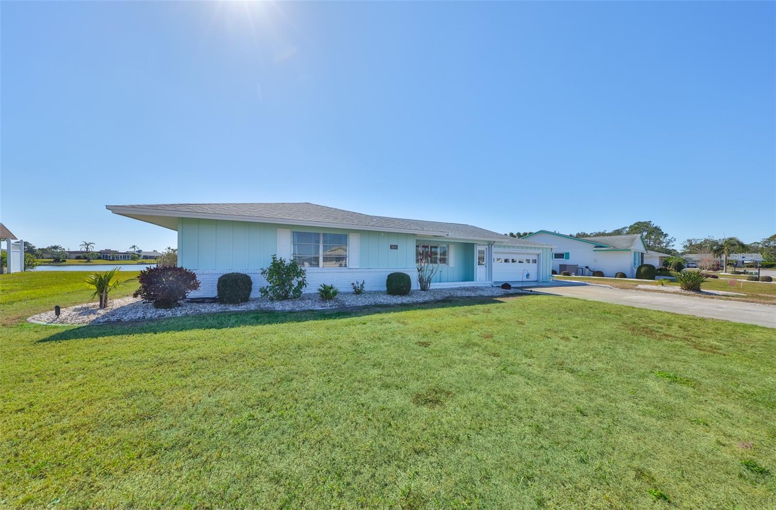 1806 BURLINGTON CIRCLE