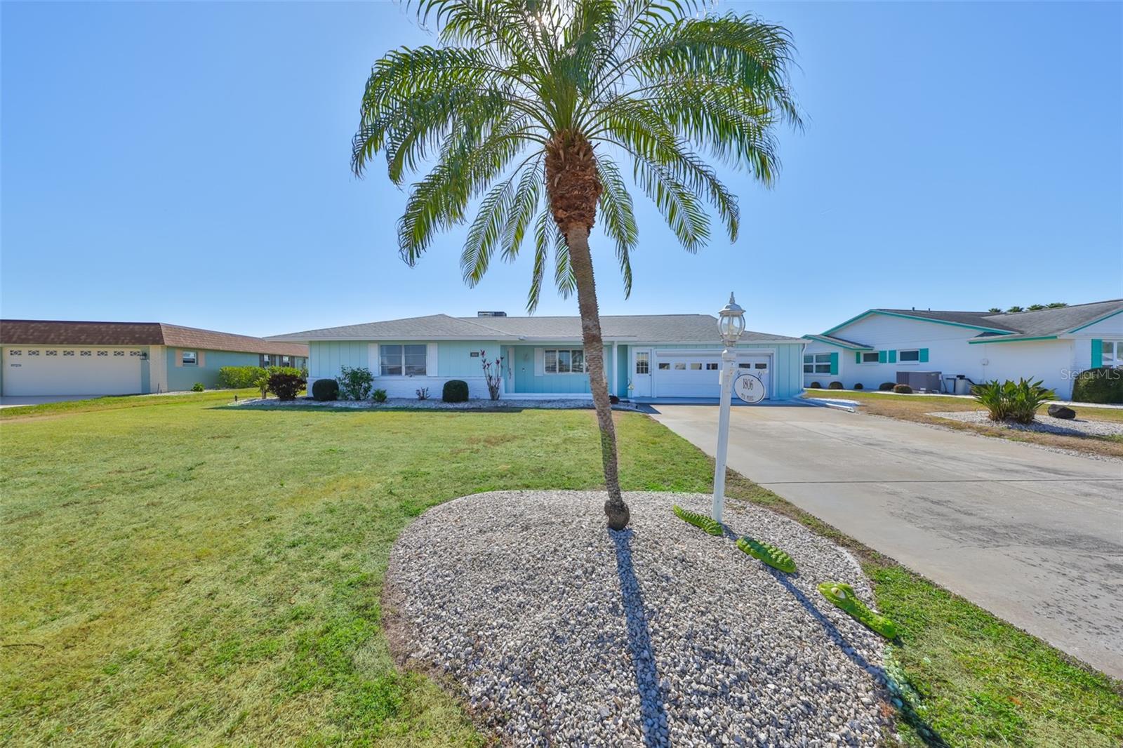 1806 BURLINGTON CIRCLE