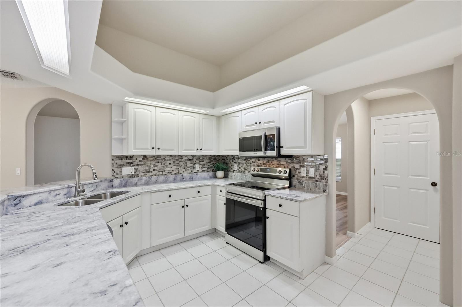 1200 MONTHEATH CIRCLE