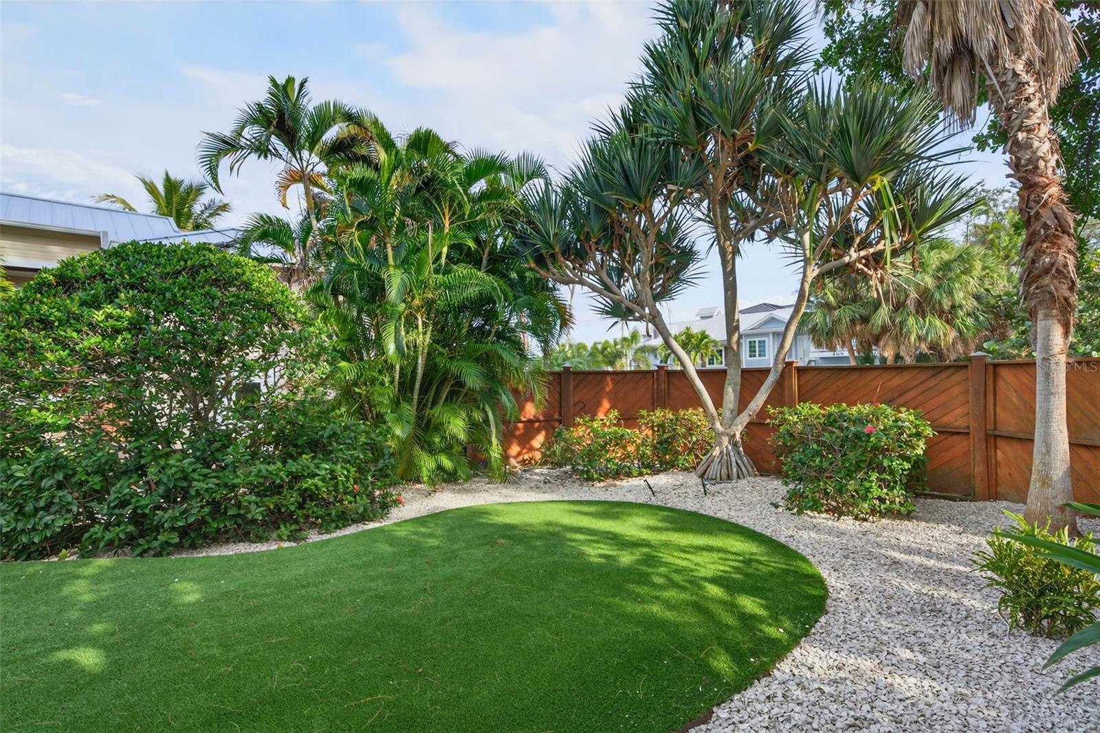 BAY PALMS ADD - Residential