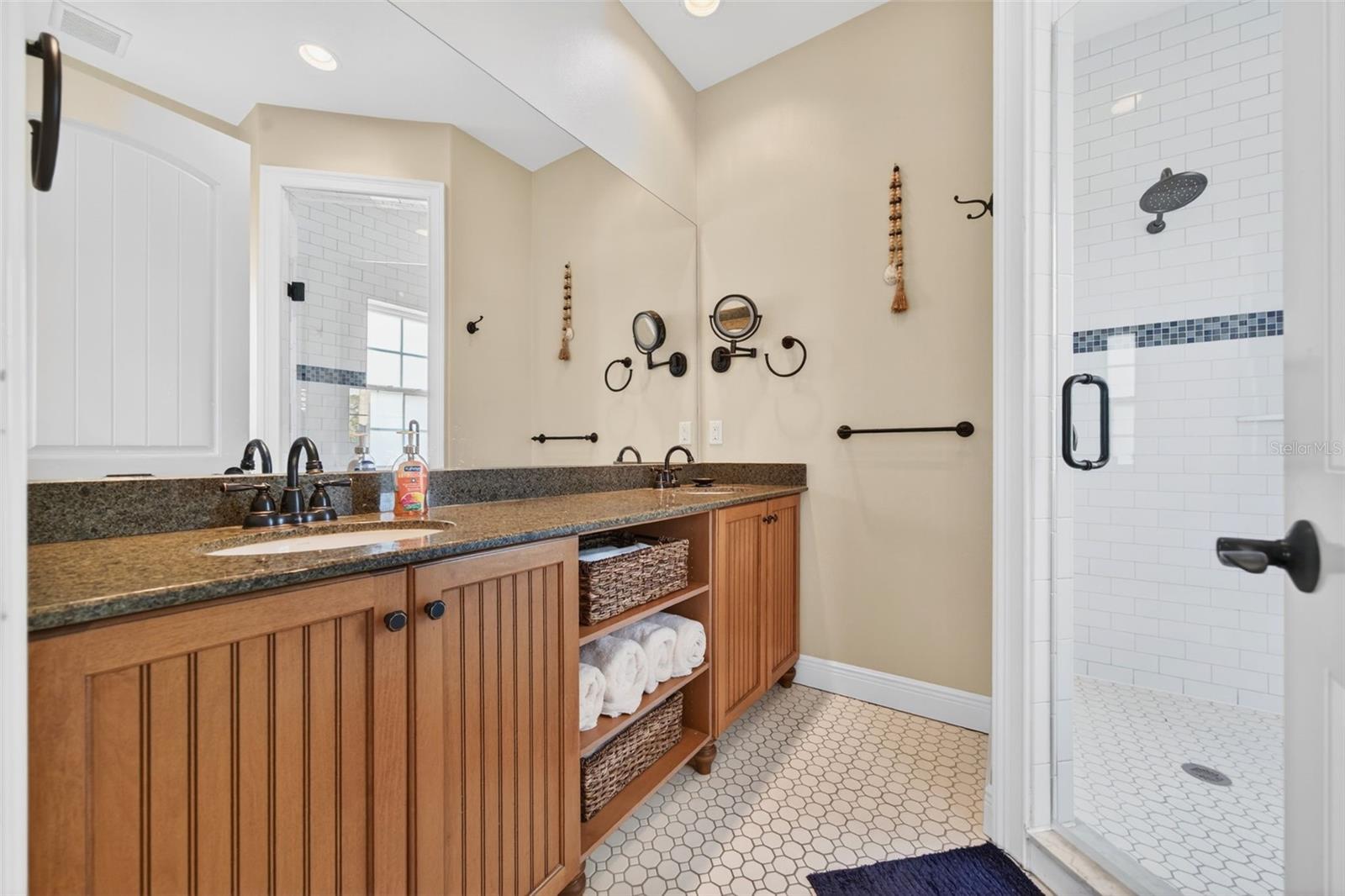 BAY PALMS ADD - Residential