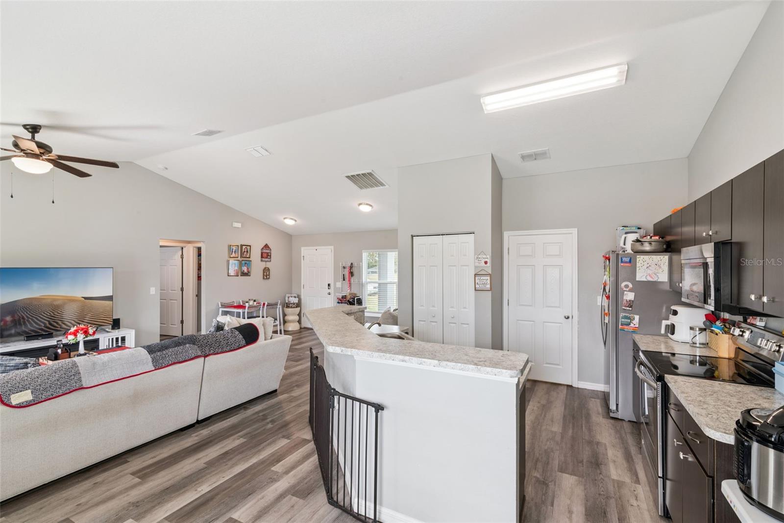 MARION OAKS UN 04 - Residential