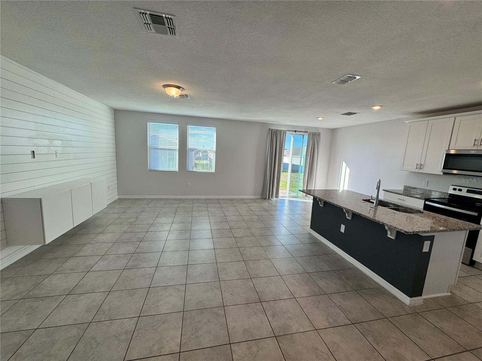 LUCERNE PARK RESERVE - Residential Lease