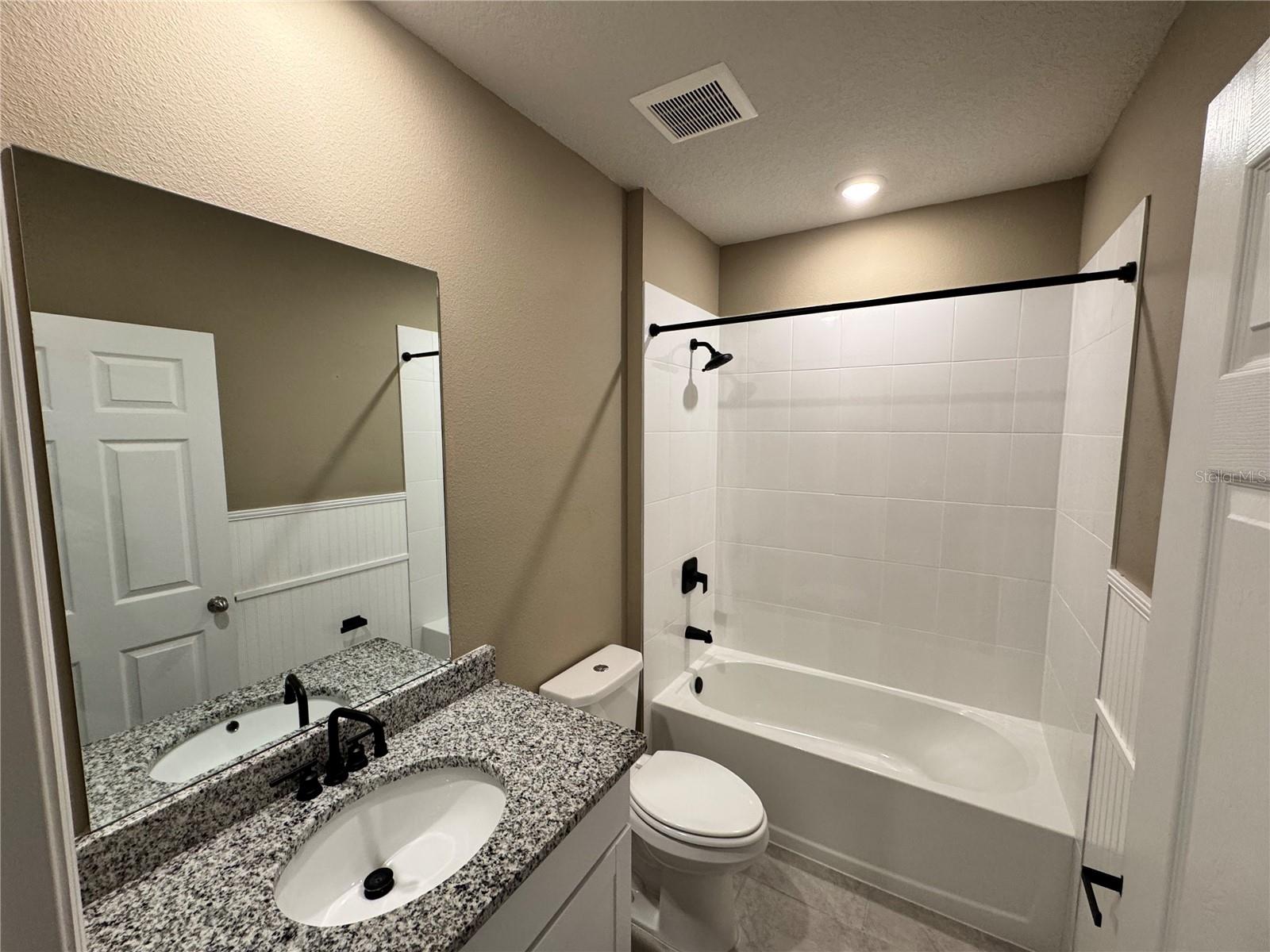 LUCERNE PARK RESERVE - Residential Lease