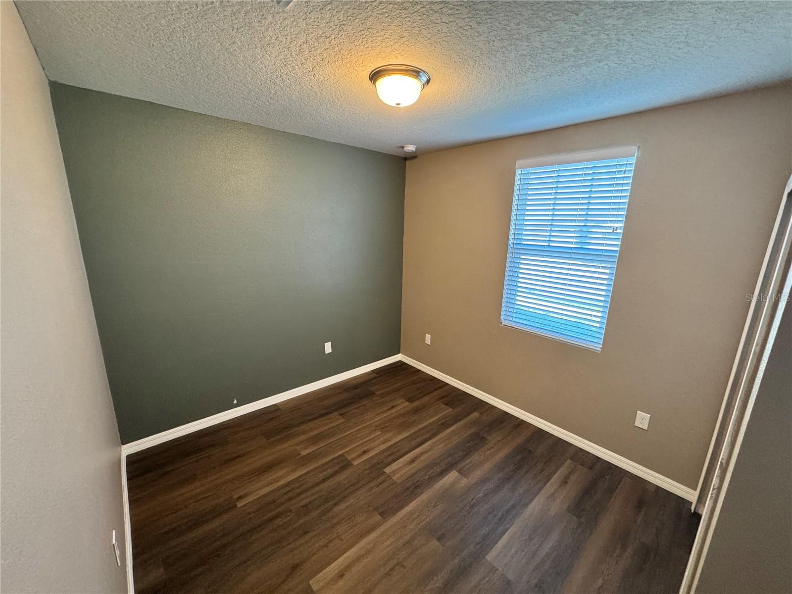 LUCERNE PARK RESERVE - Residential Lease