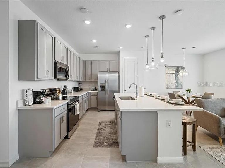 634 LONGBOAT DR DRIVE