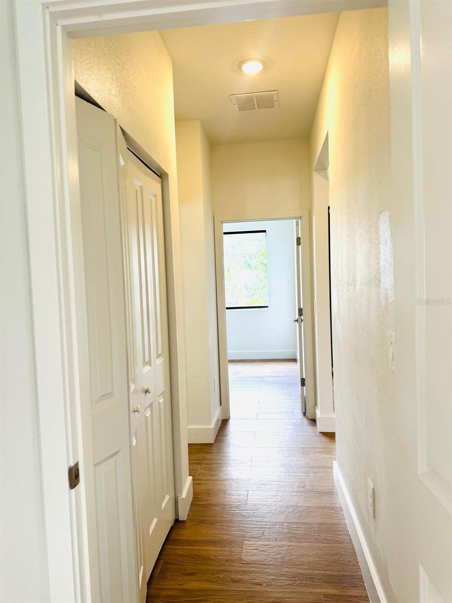 CHARLOTTE PARK - Residential
