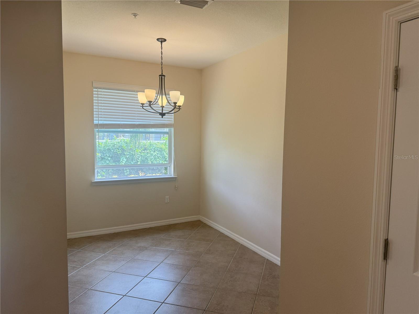 STONEHAVEN PH 4, 5, 6, 7 & 25 - Residential Lease
