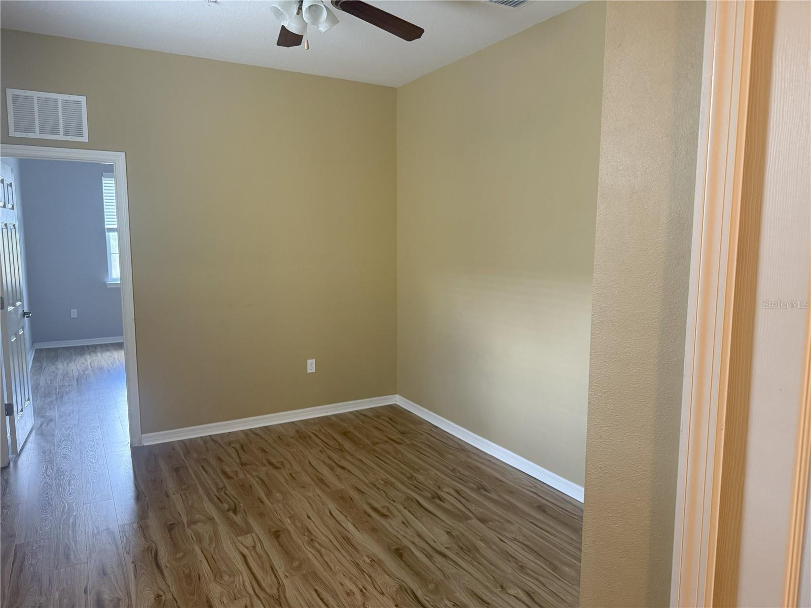 STONEHAVEN PH 4, 5, 6, 7 & 25 - Residential Lease
