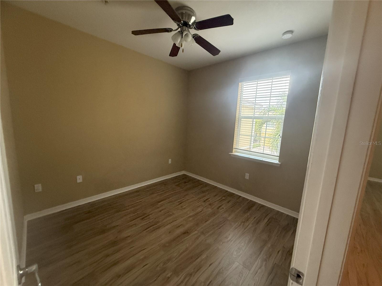 STONEHAVEN PH 4, 5, 6, 7 & 25 - Residential Lease