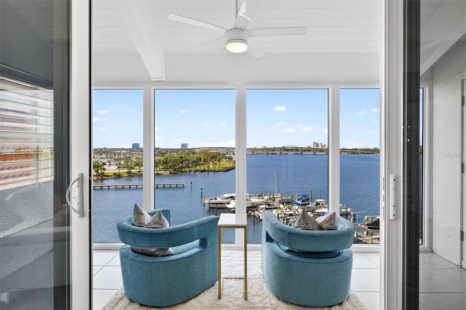 MARINA POINT PH 01 CONDO - Residential
