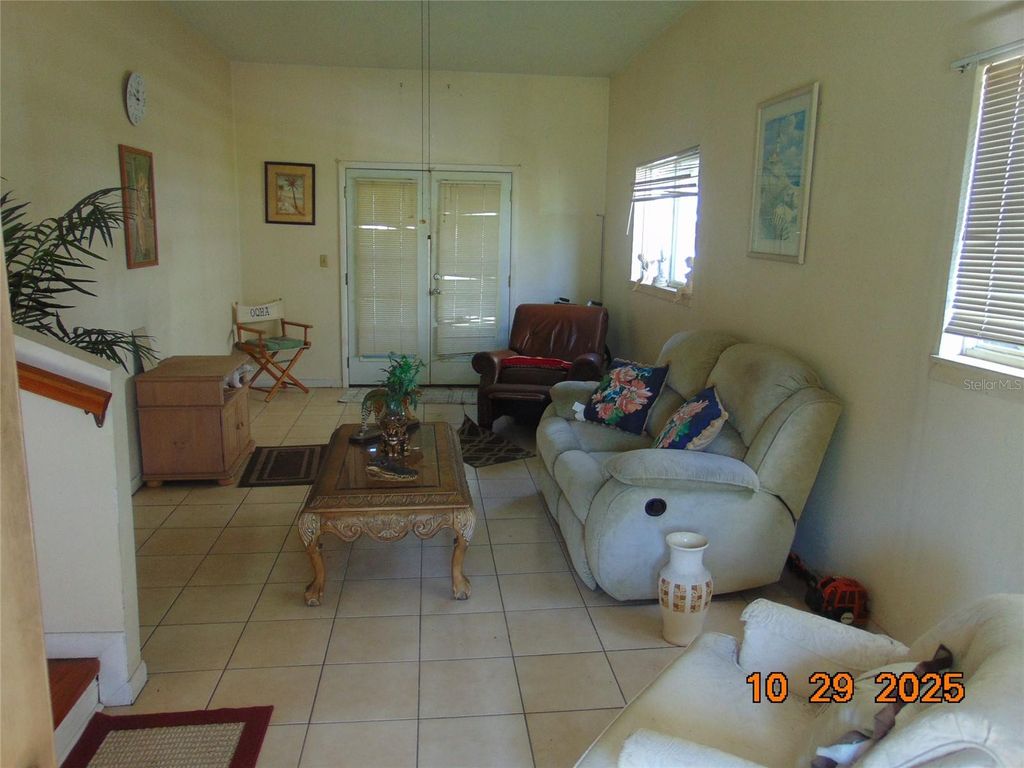 Photo of 884 E 20th Street, Sanford, FL 32771 (MLS # O6356353)