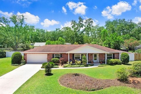 A home in BRANDON