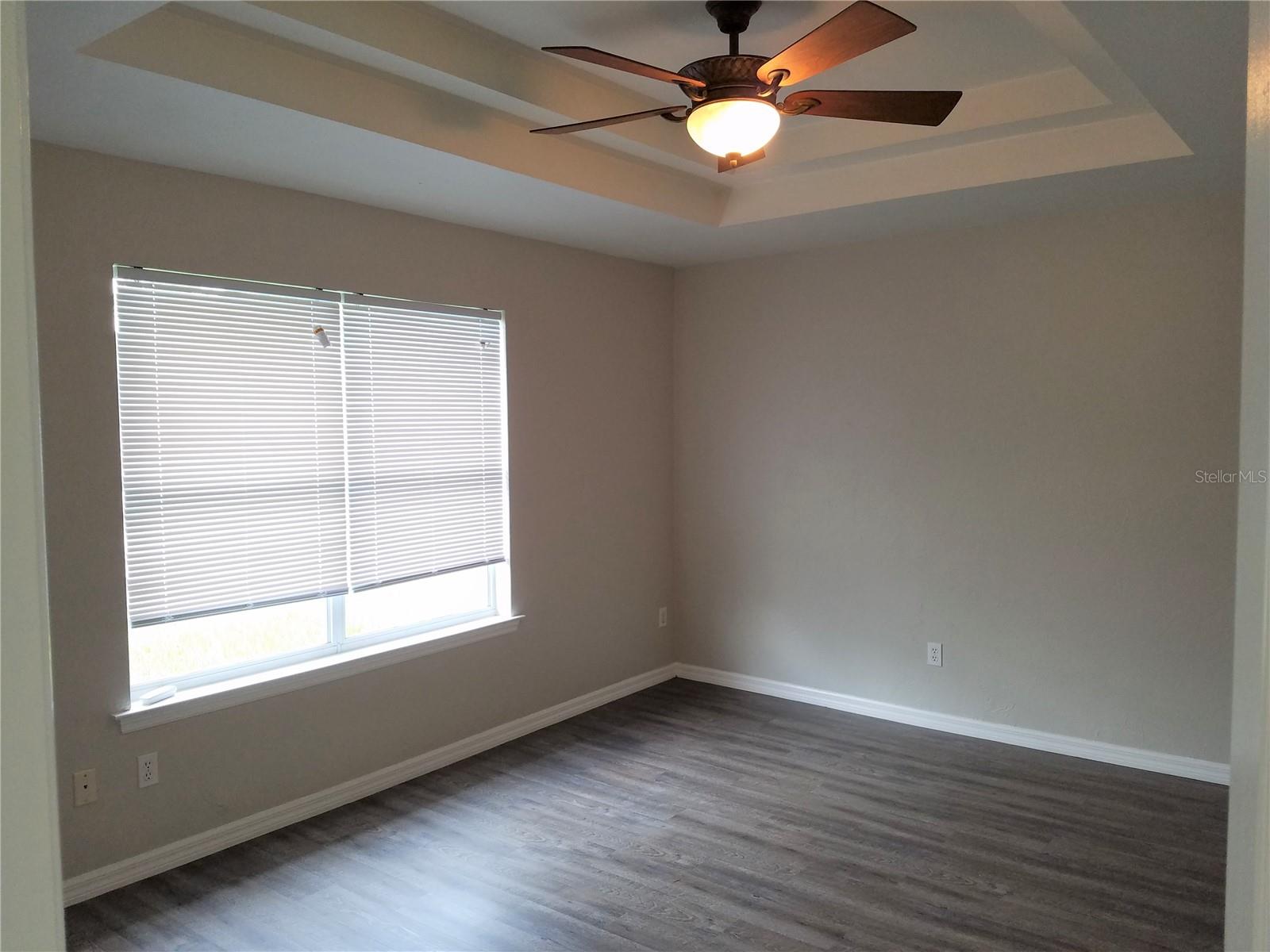 NORTHRIDGE - Residential Lease