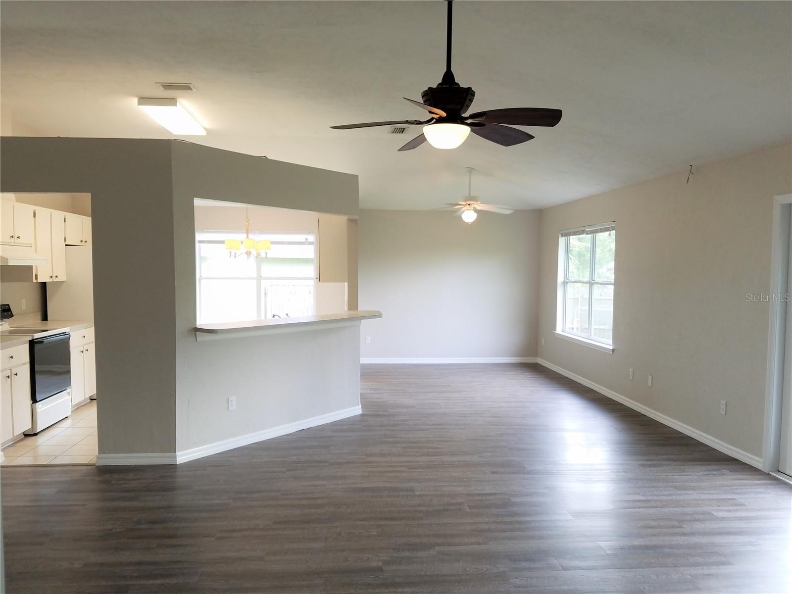 NORTHRIDGE - Residential Lease