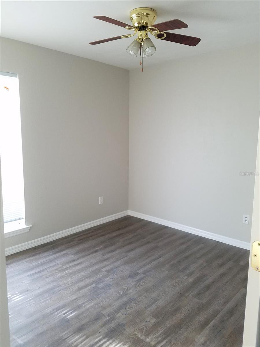 NORTHRIDGE - Residential Lease