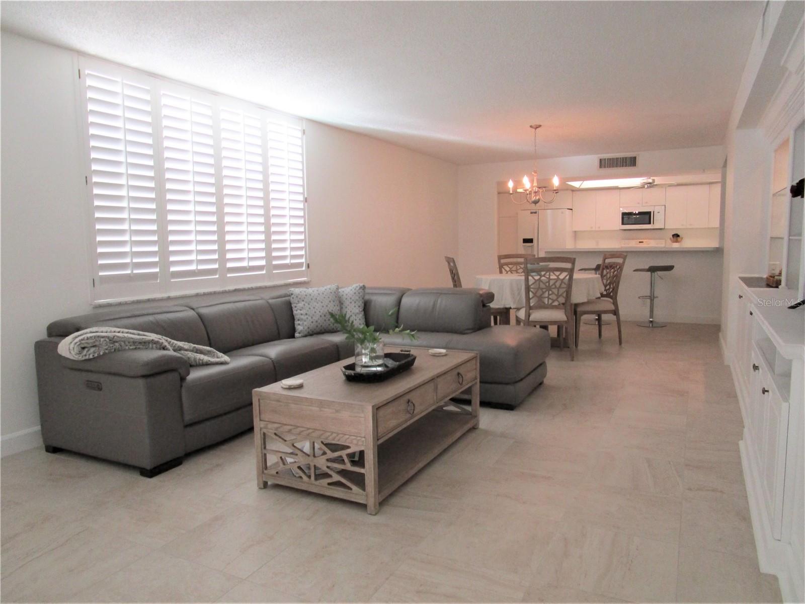 100 OAKMONT LANE 801